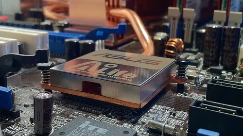 技嘉P45/P43升级BIOS即可支持高频DDR2